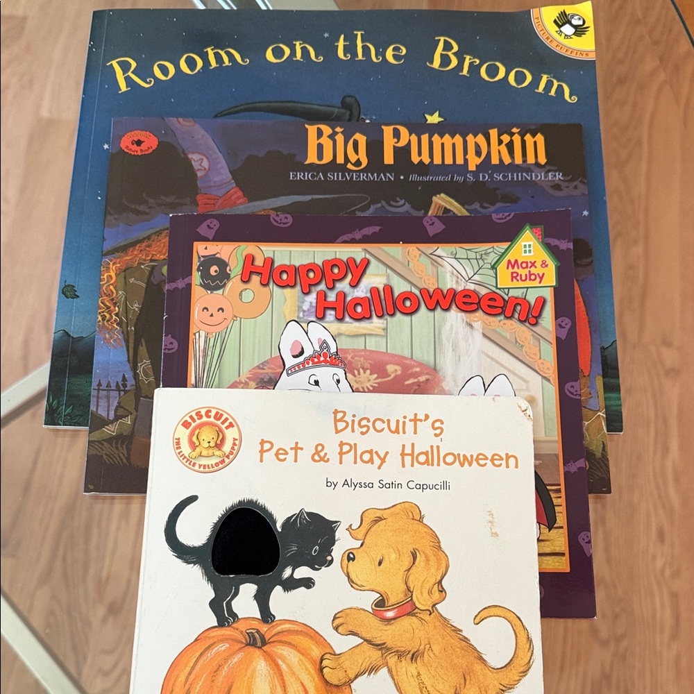 Set of 4 Halloween Children's Books